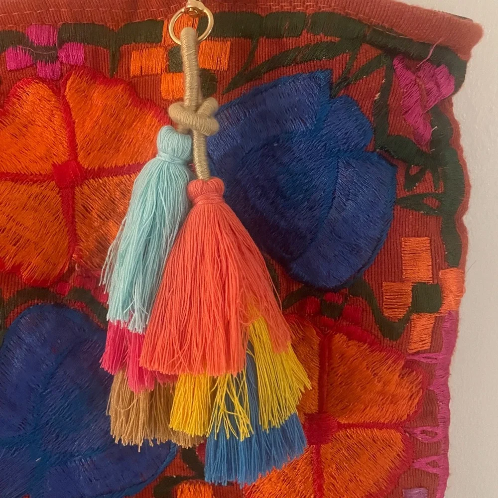 Artisan Boho Mexican Embroidered Large Zippered Tote Bag with Tassel Charm - Picture 6 of 11